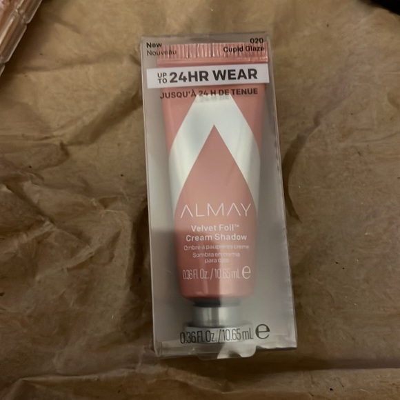 Makeup bundle 2 - Picture 5 of 6